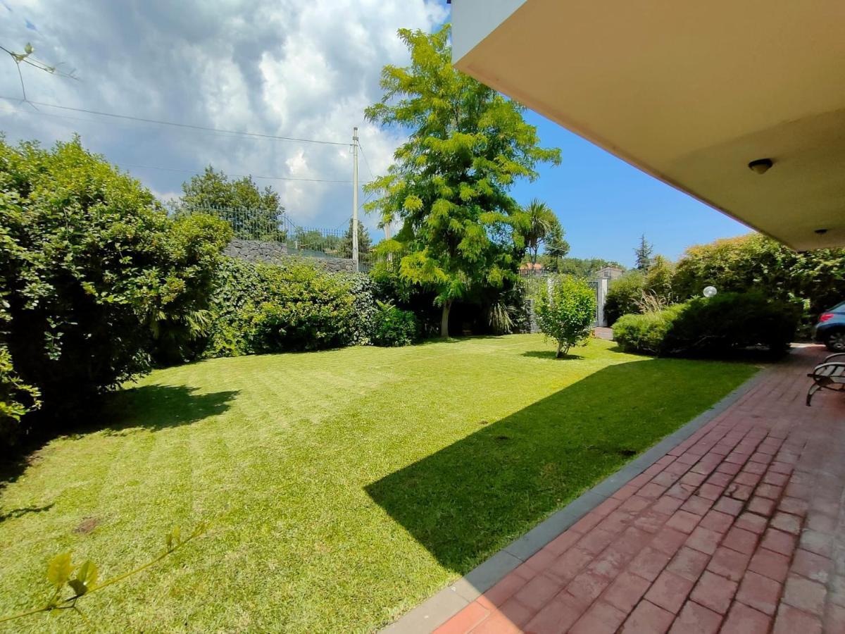 Villa Mimosa Zafferana Etnea Exterior foto